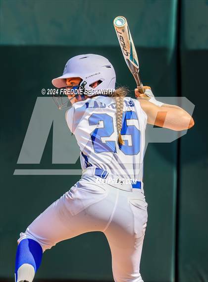 Thumbnail 2 in Beckville vs. Forsan (UIL 2A Softball Semifinal) photogallery.