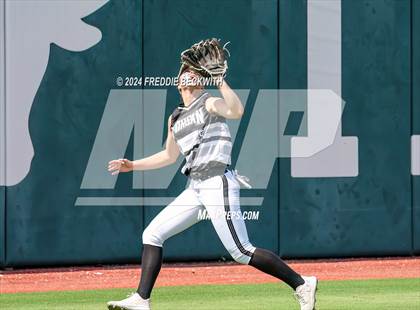 Thumbnail 3 in Beckville vs. Forsan (UIL 2A Softball Semifinal) photogallery.