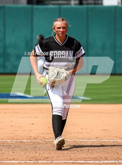 Thumbnail 1 in Beckville vs. Forsan (UIL 2A Softball Semifinal) photogallery.