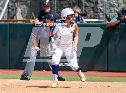 Thumbnail 1 in Beckville vs. Forsan (UIL 2A Softball Semifinal) photogallery.