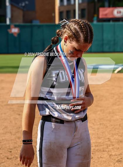 Thumbnail 2 in Beckville vs. Forsan (UIL 2A Softball Semifinal) photogallery.