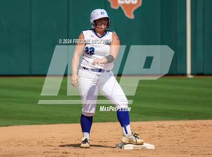 Thumbnail 1 in Beckville vs. Forsan (UIL 2A Softball Semifinal) photogallery.