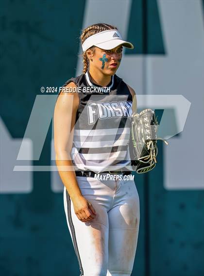 Thumbnail 1 in Beckville vs. Forsan (UIL 2A Softball Semifinal) photogallery.