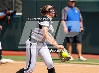 Thumbnail 3 in Beckville vs. Forsan (UIL 2A Softball Semifinal) photogallery.