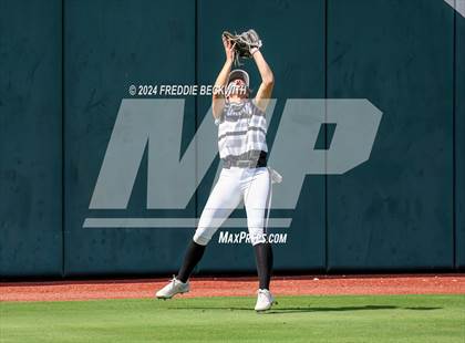 Thumbnail 1 in Beckville vs. Forsan (UIL 2A Softball Semifinal) photogallery.