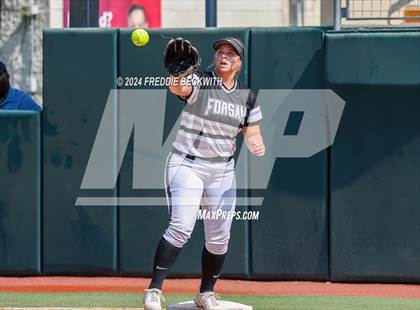 Thumbnail 2 in Beckville vs. Forsan (UIL 2A Softball Semifinal) photogallery.