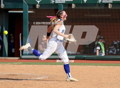 Thumbnail 2 in Beckville vs. Forsan (UIL 2A Softball Semifinal) photogallery.