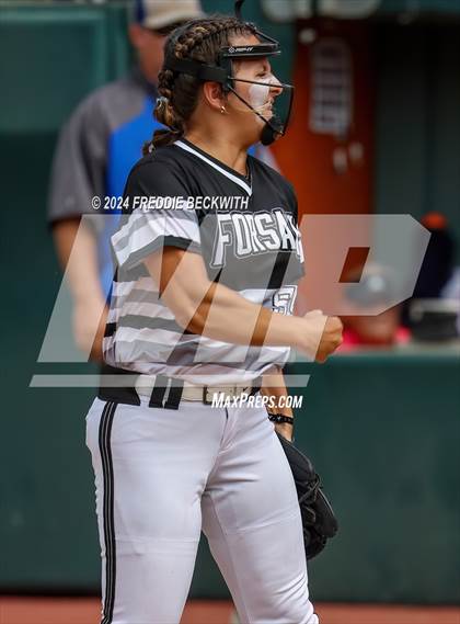 Thumbnail 3 in Beckville vs. Forsan (UIL 2A Softball Semifinal) photogallery.