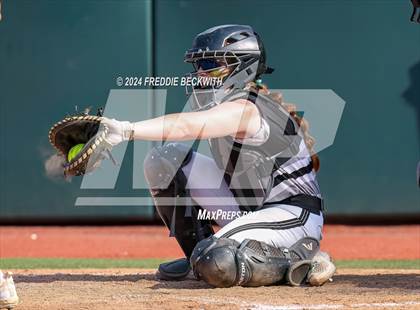 Thumbnail 3 in Beckville vs. Forsan (UIL 2A Softball Semifinal) photogallery.