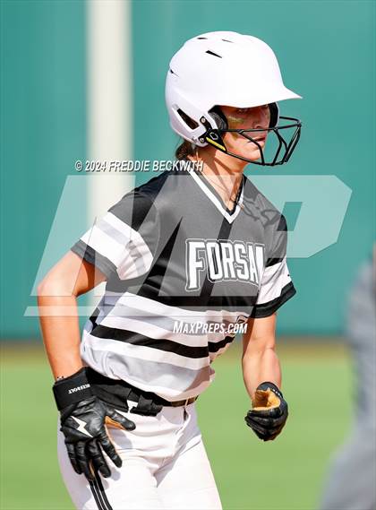 Thumbnail 3 in Beckville vs. Forsan (UIL 2A Softball Semifinal) photogallery.