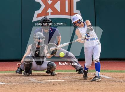 Thumbnail 2 in Beckville vs. Forsan (UIL 2A Softball Semifinal) photogallery.