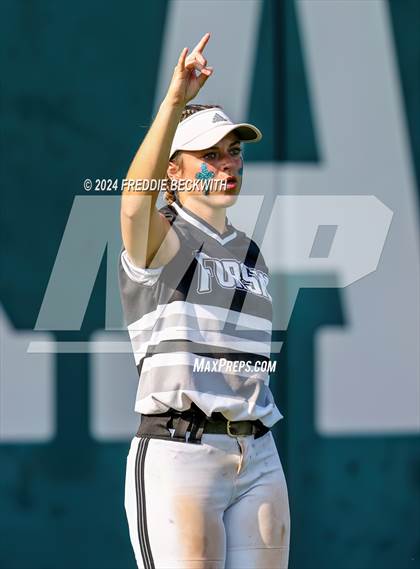 Thumbnail 2 in Beckville vs. Forsan (UIL 2A Softball Semifinal) photogallery.