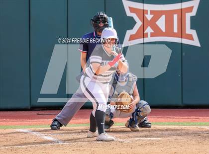 Thumbnail 1 in Beckville vs. Forsan (UIL 2A Softball Semifinal) photogallery.