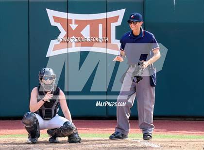 Thumbnail 1 in Beckville vs. Forsan (UIL 2A Softball Semifinal) photogallery.