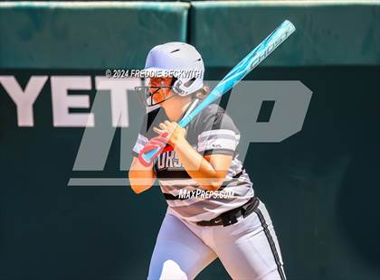 Thumbnail 1 in Beckville vs. Forsan (UIL 2A Softball Semifinal) photogallery.