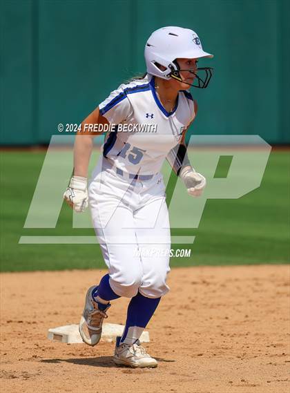 Thumbnail 3 in Beckville vs. Forsan (UIL 2A Softball Semifinal) photogallery.