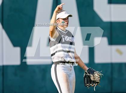 Thumbnail 1 in Beckville vs. Forsan (UIL 2A Softball Semifinal) photogallery.