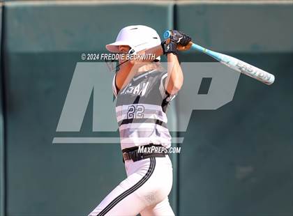 Thumbnail 3 in Beckville vs. Forsan (UIL 2A Softball Semifinal) photogallery.