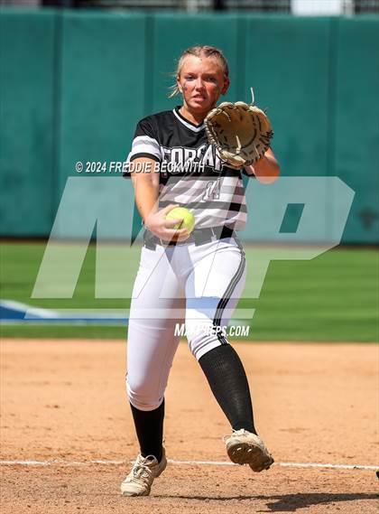 Thumbnail 3 in Beckville vs. Forsan (UIL 2A Softball Semifinal) photogallery.