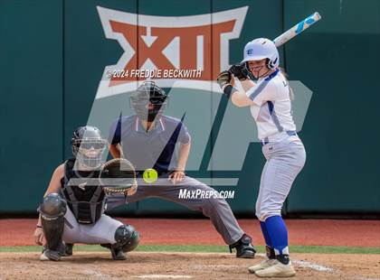 Thumbnail 3 in Beckville vs. Forsan (UIL 2A Softball Semifinal) photogallery.
