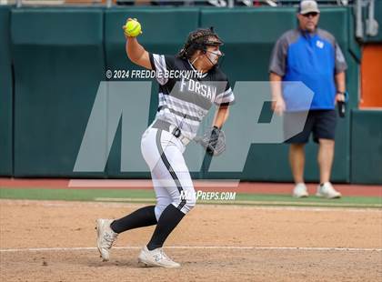 Thumbnail 2 in Beckville vs. Forsan (UIL 2A Softball Semifinal) photogallery.