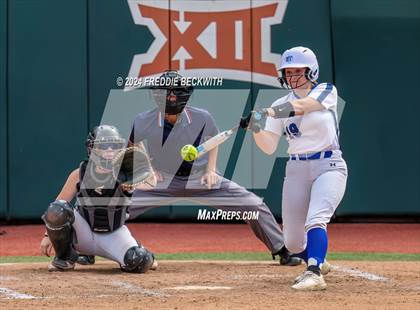 Thumbnail 1 in Beckville vs. Forsan (UIL 2A Softball Semifinal) photogallery.
