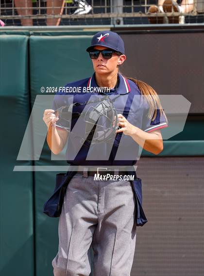 Thumbnail 1 in Beckville vs. Forsan (UIL 2A Softball Semifinal) photogallery.