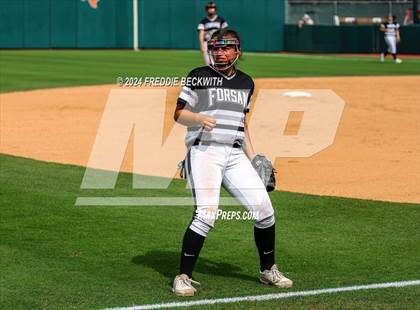 Thumbnail 2 in Beckville vs. Forsan (UIL 2A Softball Semifinal) photogallery.