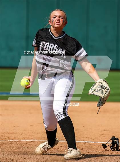 Thumbnail 3 in Beckville vs. Forsan (UIL 2A Softball Semifinal) photogallery.