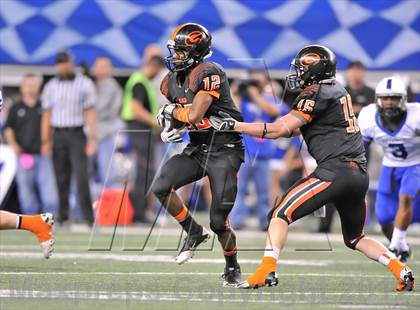 Thumbnail 2 in Gilmer vs. Navasota (UIL  3A Division 2 Final) photogallery.