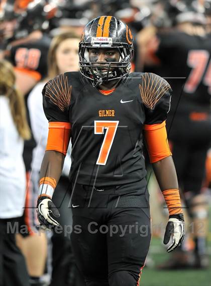 Thumbnail 2 in Gilmer vs. Navasota (UIL  3A Division 2 Final) photogallery.