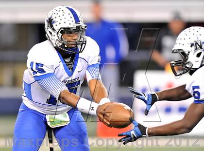 Thumbnail 3 in Gilmer vs. Navasota (UIL  3A Division 2 Final) photogallery.