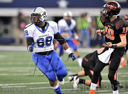 Thumbnail 1 in Gilmer vs. Navasota (UIL  3A Division 2 Final) photogallery.