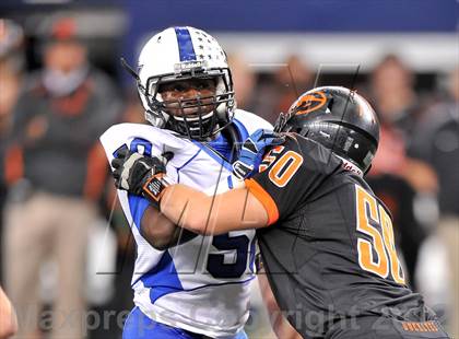 Thumbnail 1 in Gilmer vs. Navasota (UIL  3A Division 2 Final) photogallery.