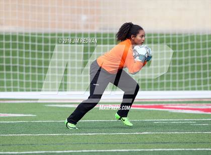 Thumbnail 3 in Brownwood vs. Fredericksburg (Georgetown Governor's Cup) photogallery.