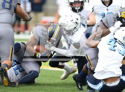 Thumbnail 3 in Belleville East @ O'Fallon photogallery.