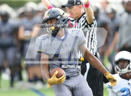 Thumbnail 3 in Belleville East @ O'Fallon photogallery.