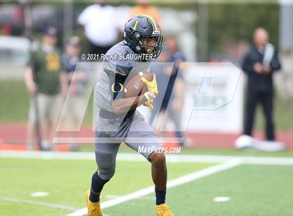Thumbnail 2 in Belleville East @ O'Fallon photogallery.