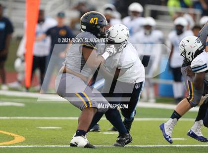 Thumbnail 1 in Belleville East @ O'Fallon photogallery.