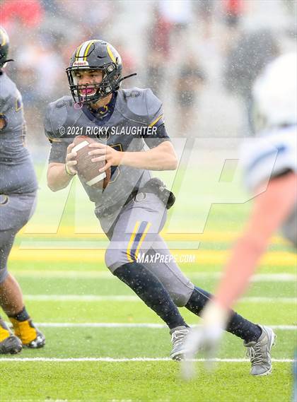Thumbnail 3 in Belleville East @ O'Fallon photogallery.