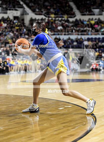 Thumbnail 2 in Alchesay vs Window Rock (AIA 3A Semifinal) photogallery.