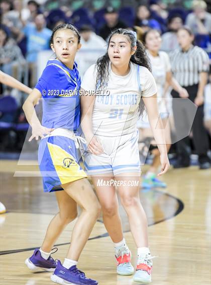 Thumbnail 3 in Alchesay vs Window Rock (AIA 3A Semifinal) photogallery.