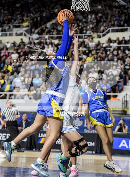 Thumbnail 1 in Alchesay vs Window Rock (AIA 3A Semifinal) photogallery.