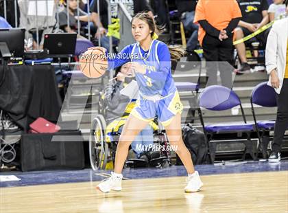 Thumbnail 1 in Alchesay vs Window Rock (AIA 3A Semifinal) photogallery.
