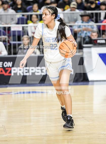 Thumbnail 2 in Alchesay vs Window Rock (AIA 3A Semifinal) photogallery.