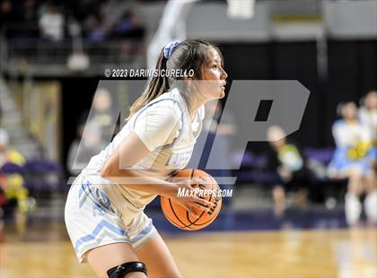 Thumbnail 3 in Alchesay vs Window Rock (AIA 3A Semifinal) photogallery.