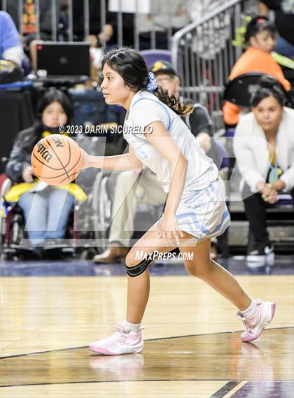 Thumbnail 1 in Alchesay vs Window Rock (AIA 3A Semifinal) photogallery.