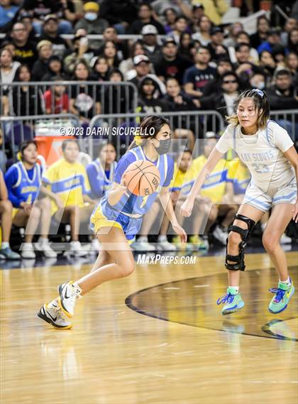 Thumbnail 2 in Alchesay vs Window Rock (AIA 3A Semifinal) photogallery.