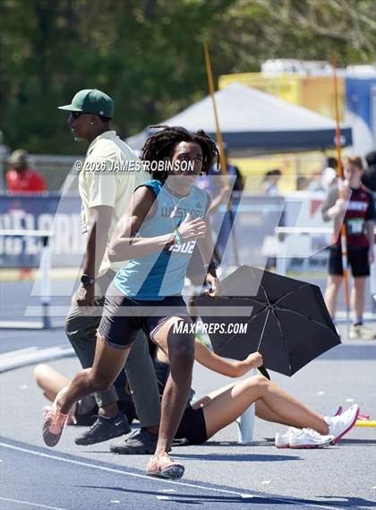 Thumbnail 2 in Bob Hayes Invitational (400m Hurdles) photogallery.