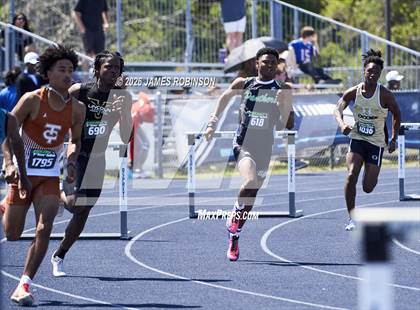 Thumbnail 2 in Bob Hayes Invitational (400m Hurdles) photogallery.